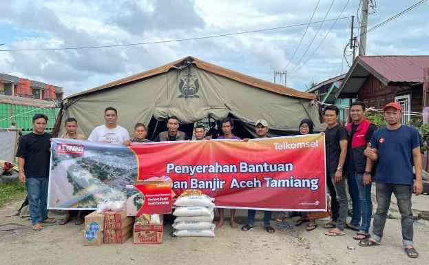 CSR Telkomsel Sentuh Korban Banjir Aceh Tamiang