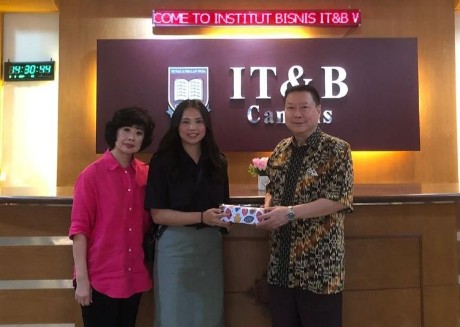 Mahasiswi Prodi Manajemen Perhotelan Institut Bisnis IT&B Medan Magang Ke Jepang