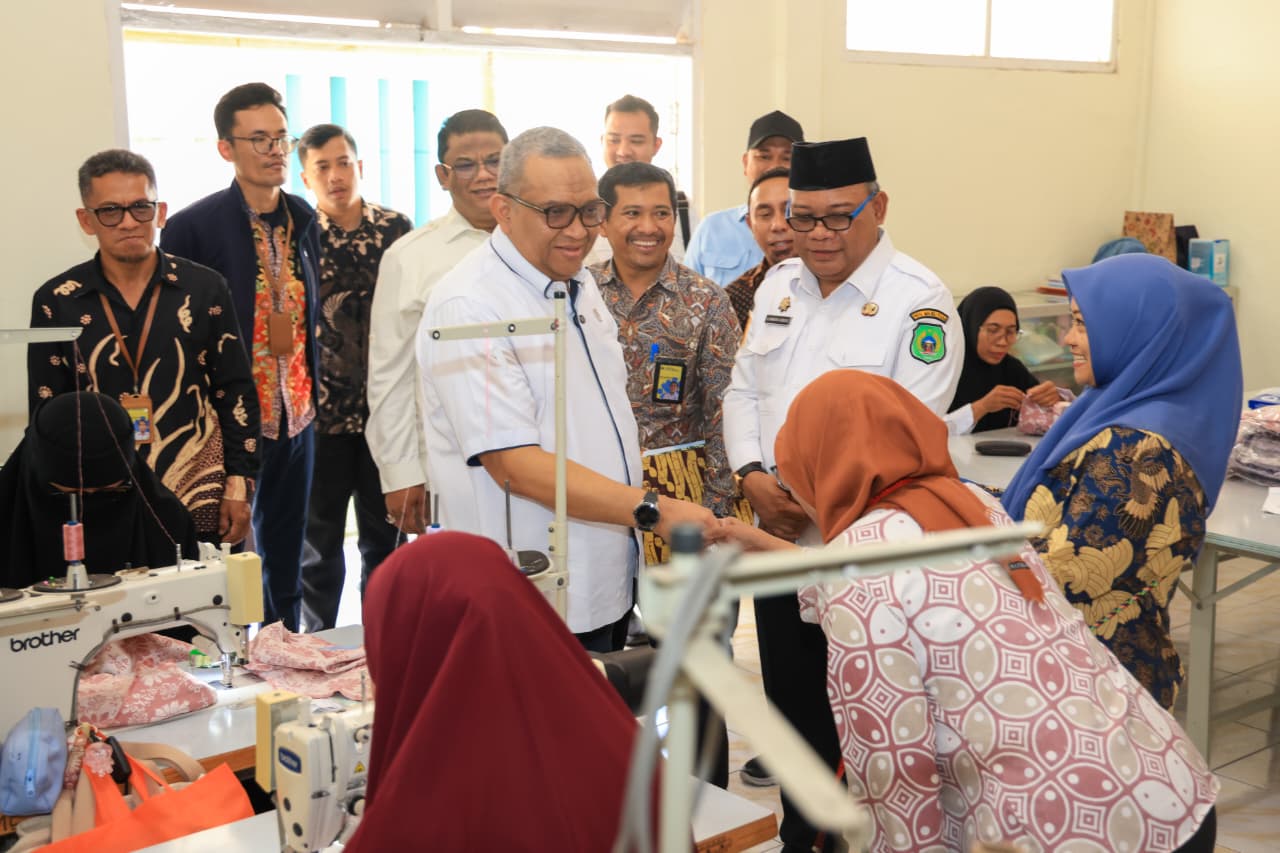 Kemnaker Bekali 416 Tenaga Kerja Maluku Utara dengan Kompetensi Kemnaker Bekali 416 Tenaga Kerja Maluku Utara dengan Kompetensi