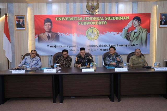 Kemnaker Siapkan Akses Kerja bagi Mahasiswa dan Alumni niversitas Jenderal Soedirman (Unsoed) Kemnaker Siapkan Akses Kerja bagi Mahasiswa dan Alumni niversitas Jenderal Soedirman (Unsoed)